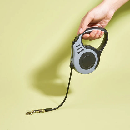 Retractable Dog Leash. Perfect for all types of Weather